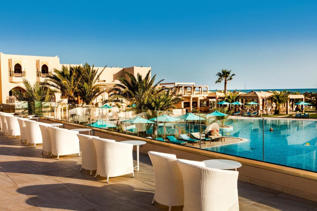 Tui Blue Palm Beach Palace Djerba - Adult Only ミドゥン エクステリア 写真 The swimming pool at the hotel