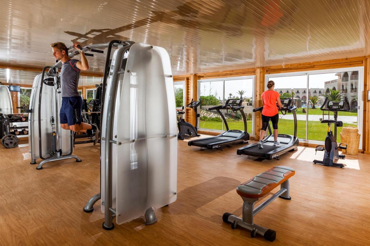 Tui Blue Palm Beach Palace Djerba - Adult Only ミドゥン エクステリア 写真 The gym at the hotel