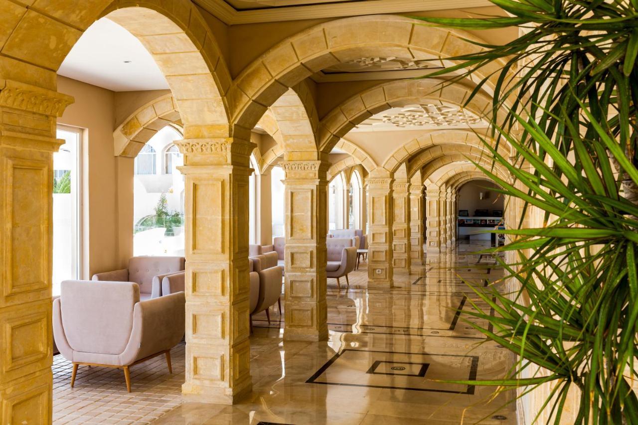 Tui Blue Palm Beach Palace Djerba - Adult Only ミドゥン エクステリア 写真 The interior of the hotel