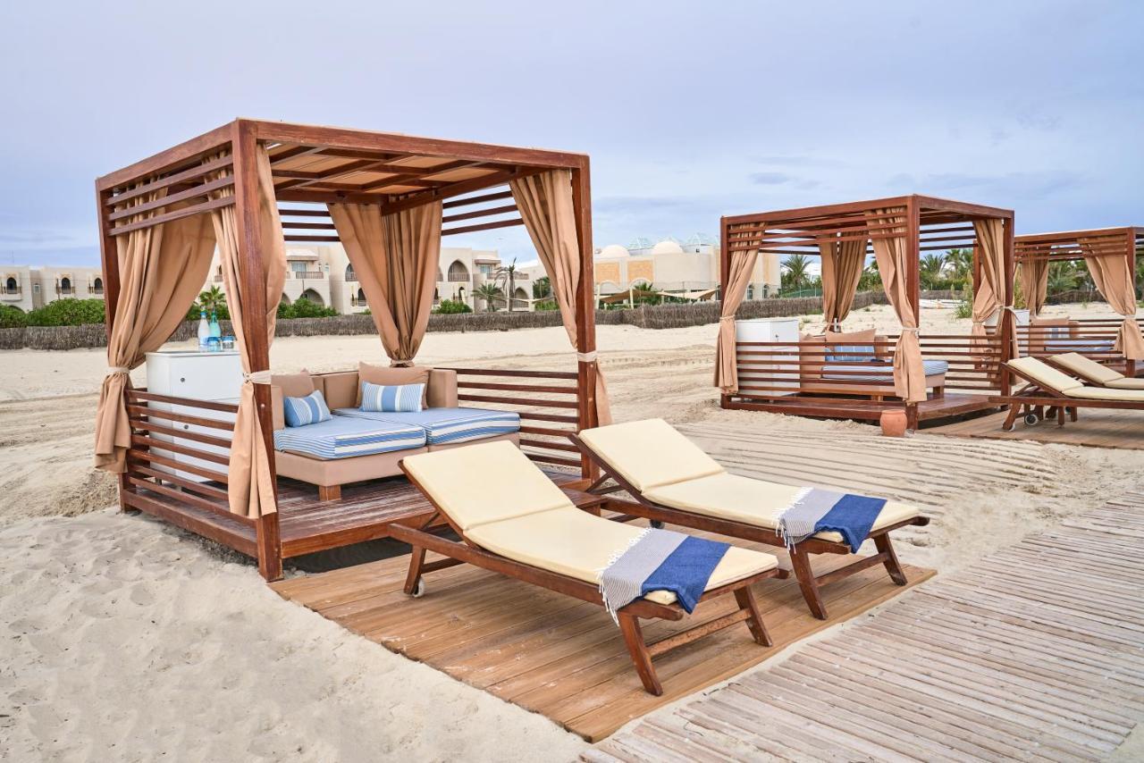 Tui Blue Palm Beach Palace Djerba - Adult Only ミドゥン エクステリア 写真 Cabana at the beach