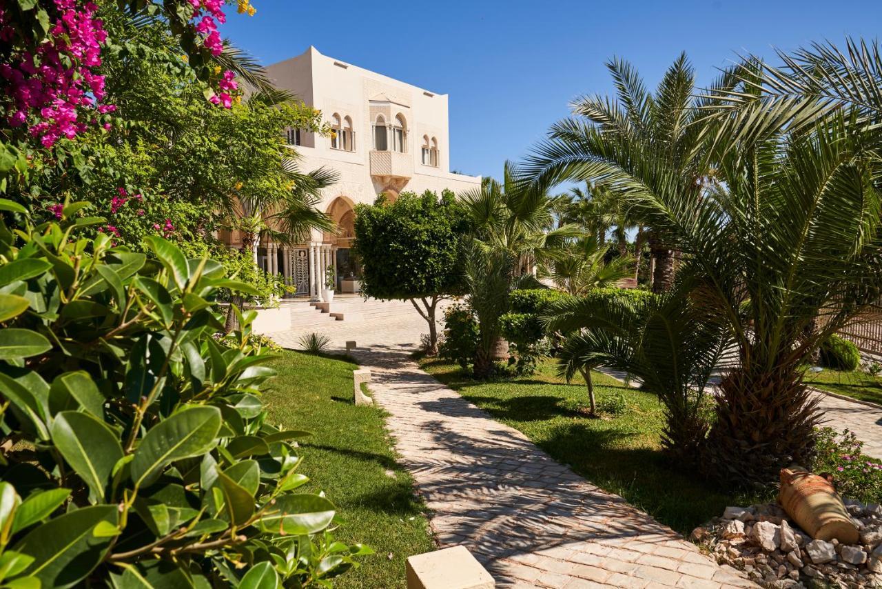 Tui Blue Palm Beach Palace Djerba - Adult Only ミドゥン エクステリア 写真 The gardens of the hotel