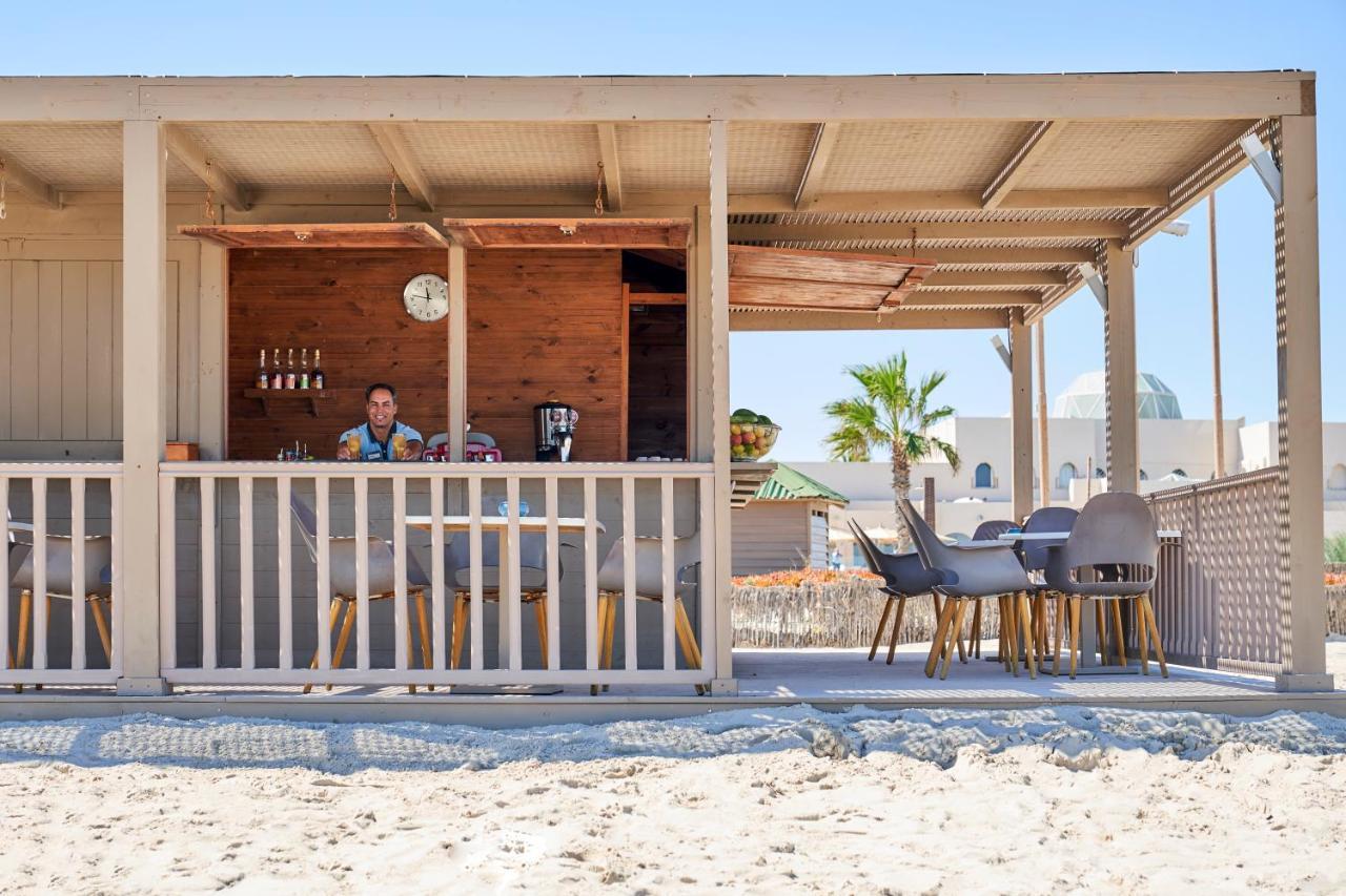 Tui Blue Palm Beach Palace Djerba - Adult Only ミドゥン エクステリア 写真 Beach bar in Al Hoceima, Morocco