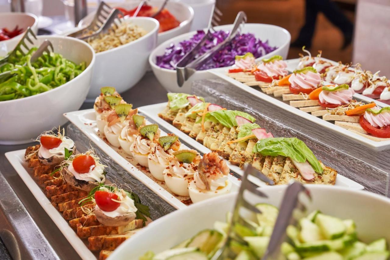 Tui Blue Palm Beach Palace Djerba - Adult Only ミドゥン エクステリア 写真 A salad bar